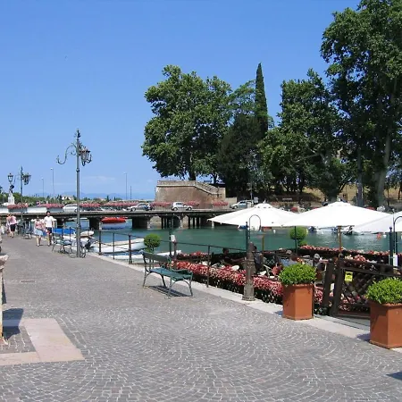 Il Vicolo Peschiera del Garda
